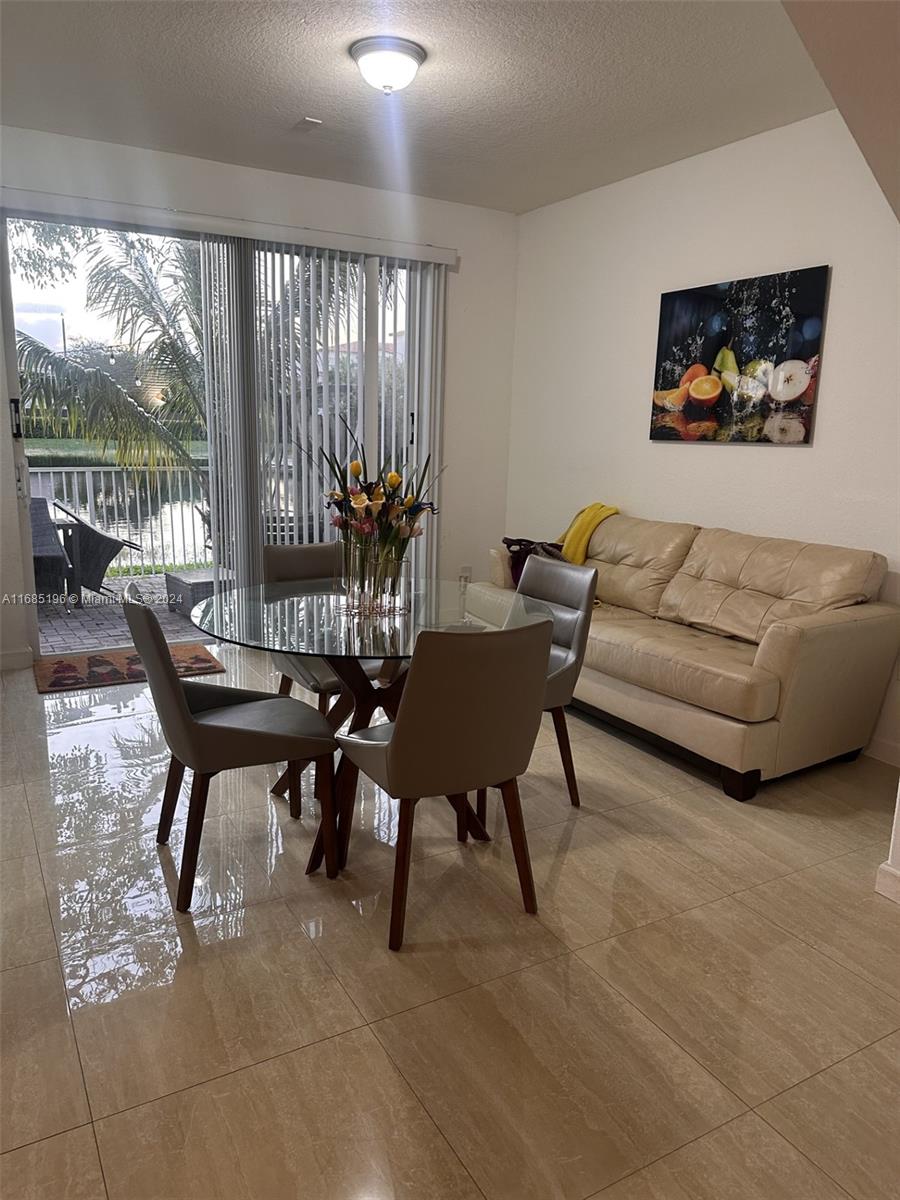 8134 NW 108th Pl, Doral MLS A11685196 For Sale