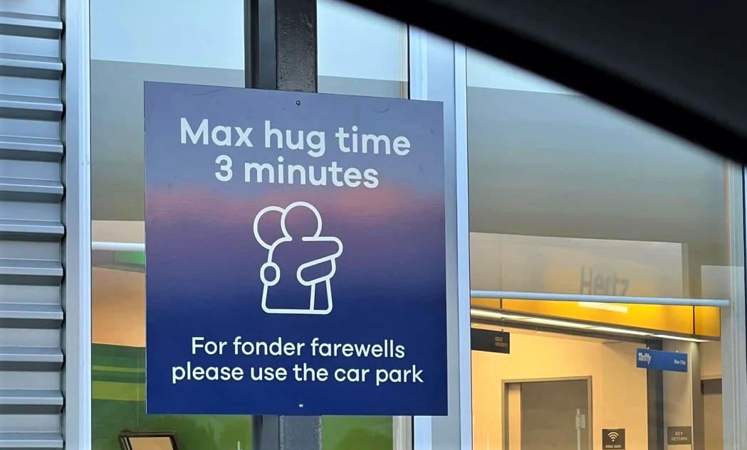 Max hug time three minutes, Says Dunedin's airport of New Zealand, Goes