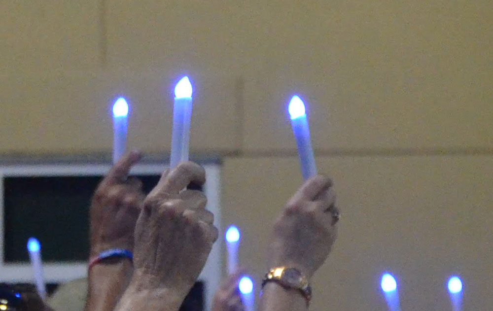Flagler County Hosts Candlelight Vigil in Remembrance of 111 Residents Lost to Covid-19 - Vimarsana News