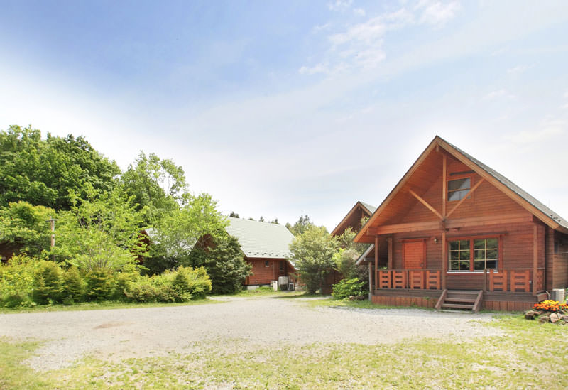 コテージ泊ができる関東のキャンプ場5選！キャンプ初心者や女性も安心！ いくつになっても外遊び