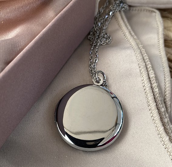 Amulett mit Gravur Anhänger Brautstrauß, Geburtstagsgeschenk graviert