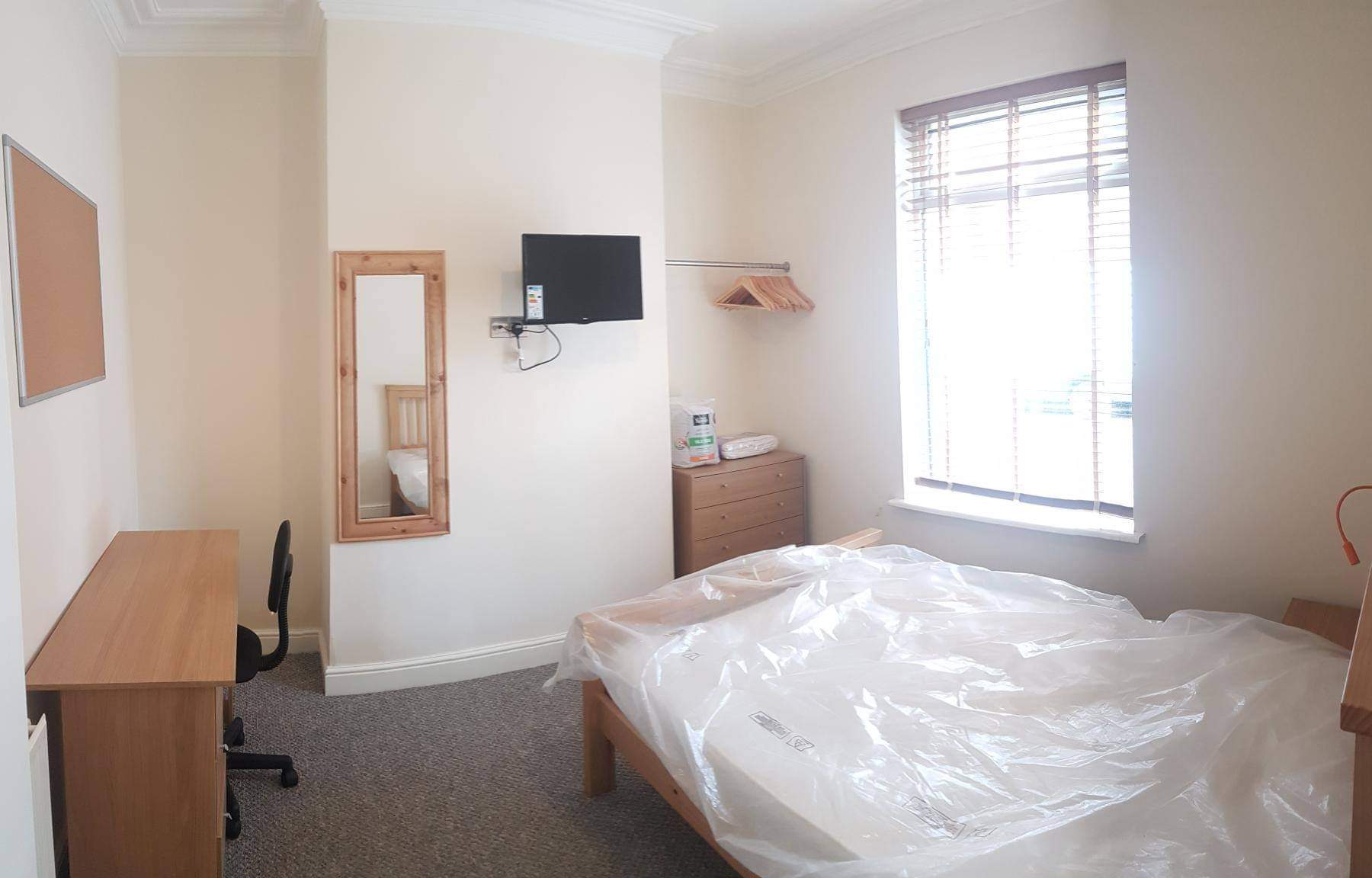 Student Hull room in house share Flake Ads Student Hull room in house share Flake Ads