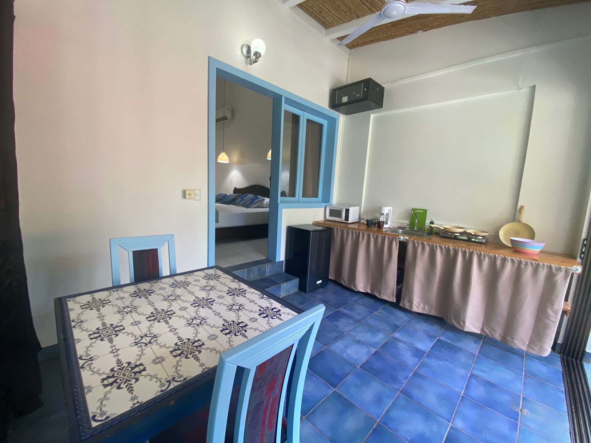 Manta Ray Lodge Flamingo Beach Realty Real Estate for Sale or Rent