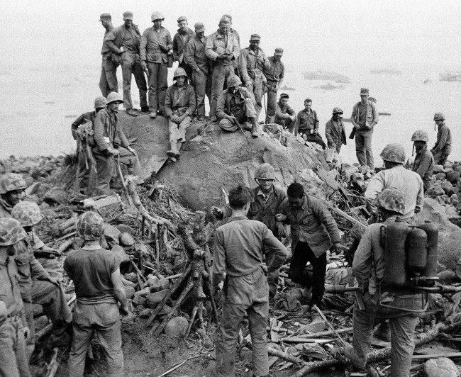 Iwo Jima A Story Of Death, Glory And Propaganda In Wonderful Photos