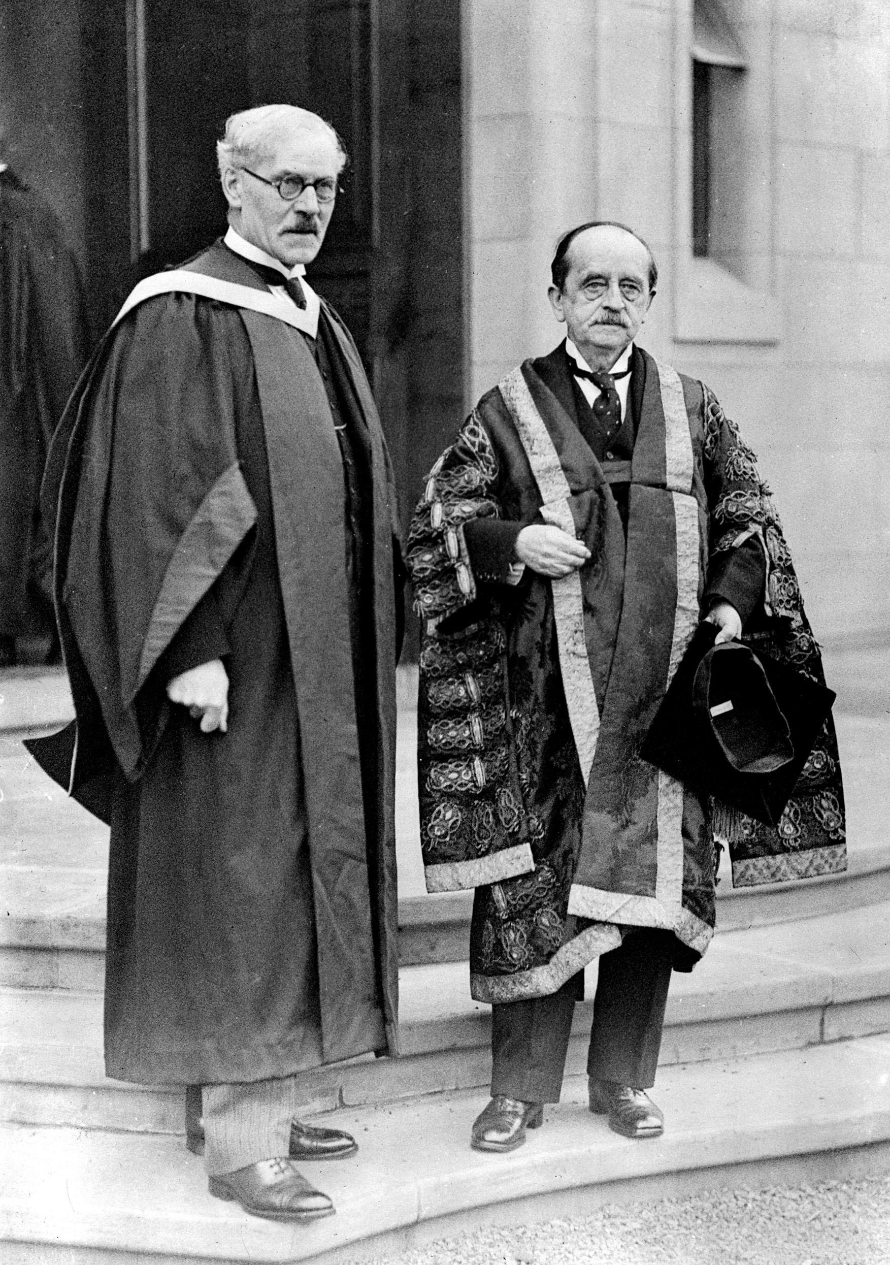 JM Barrie Queues For Coffee In London 1921, And Other Moments In Exile