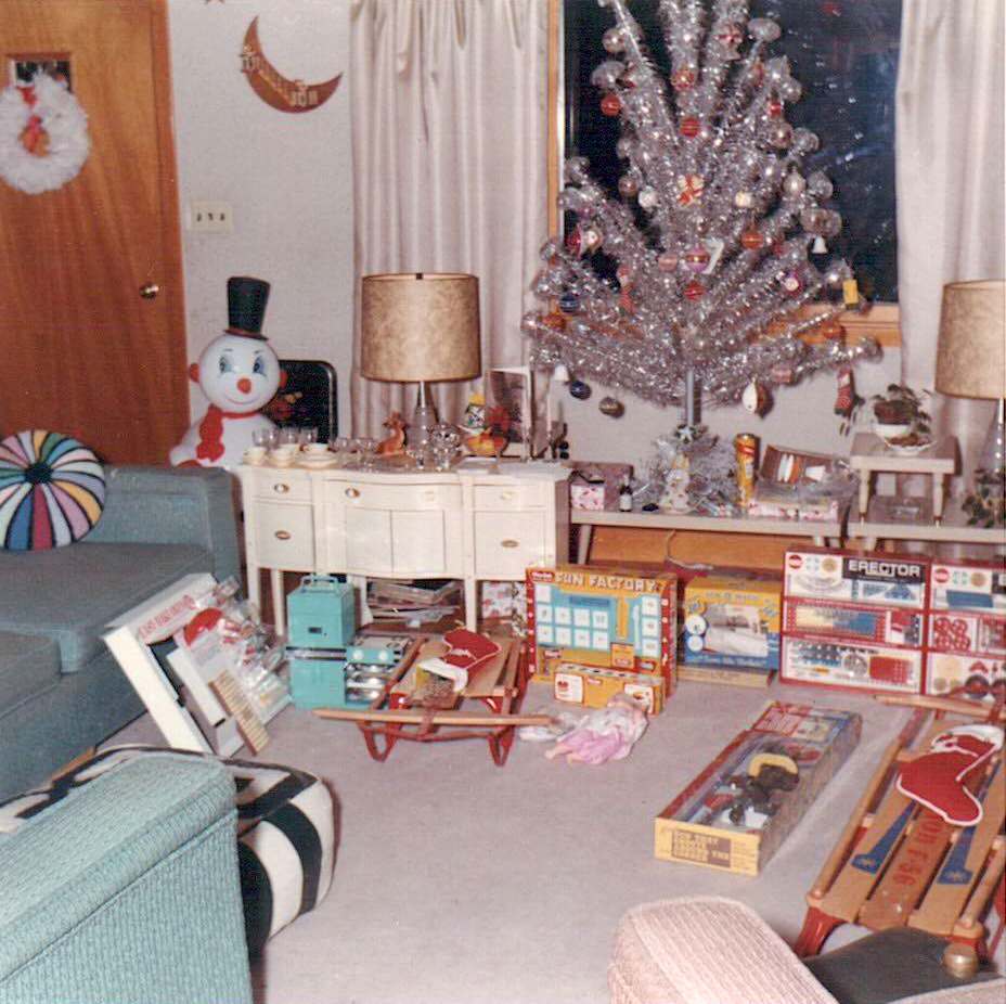 Christmas Past to Present 5 Yuletide Comparisons Flashbak