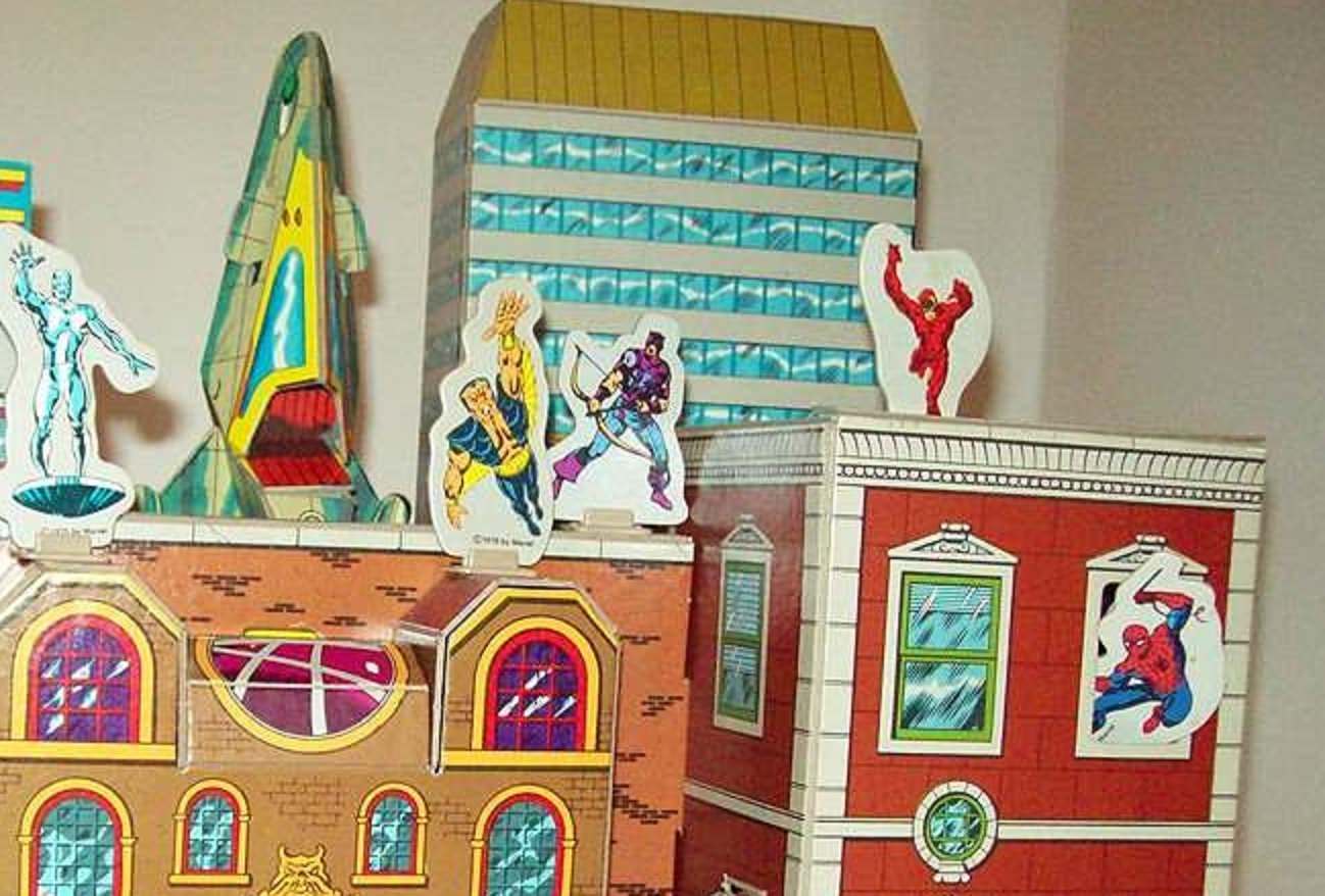 The Great Superhero Playsets of the 1970s Flashbak