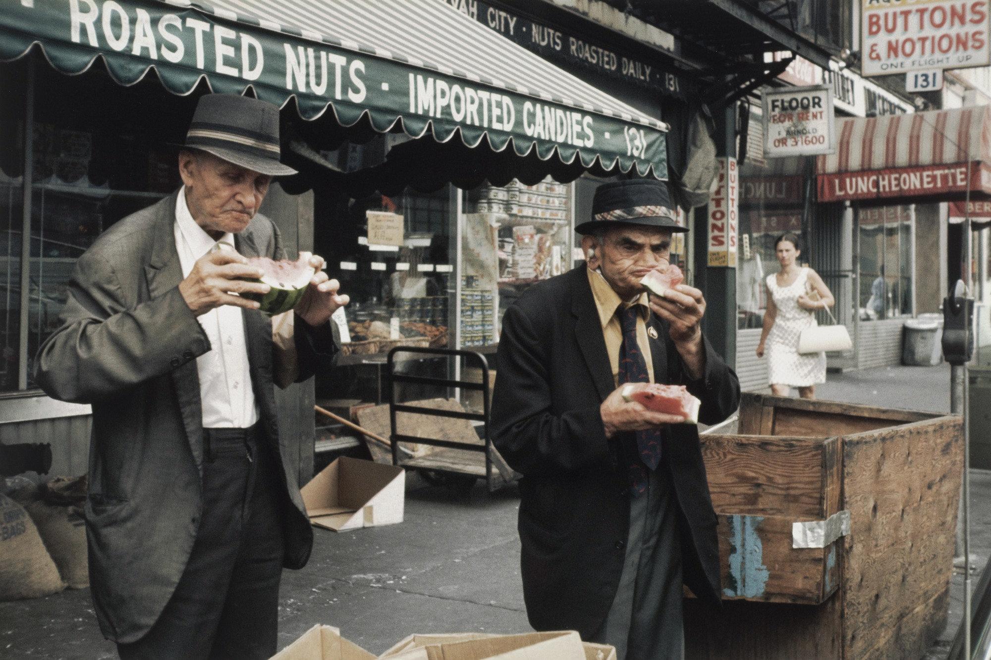 Outstanding Color Street Photography Of 1980s New York, By Helen Levitt