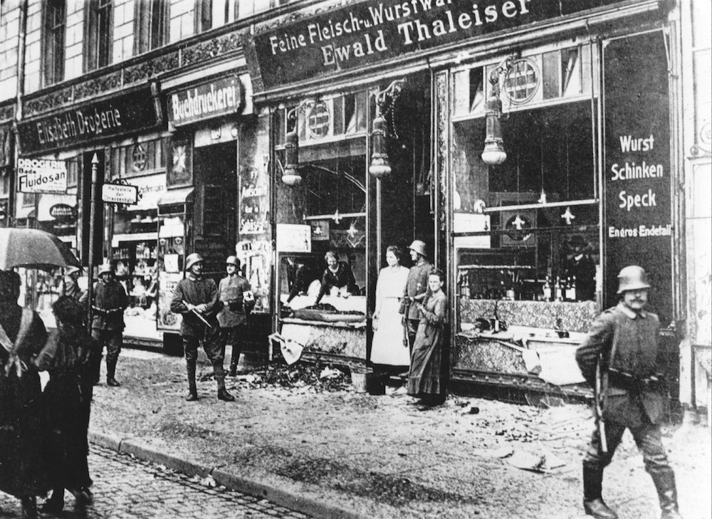 Meat Is Beautiful Art Of The Butcher's Shop Window 1924 1970 Flashbak