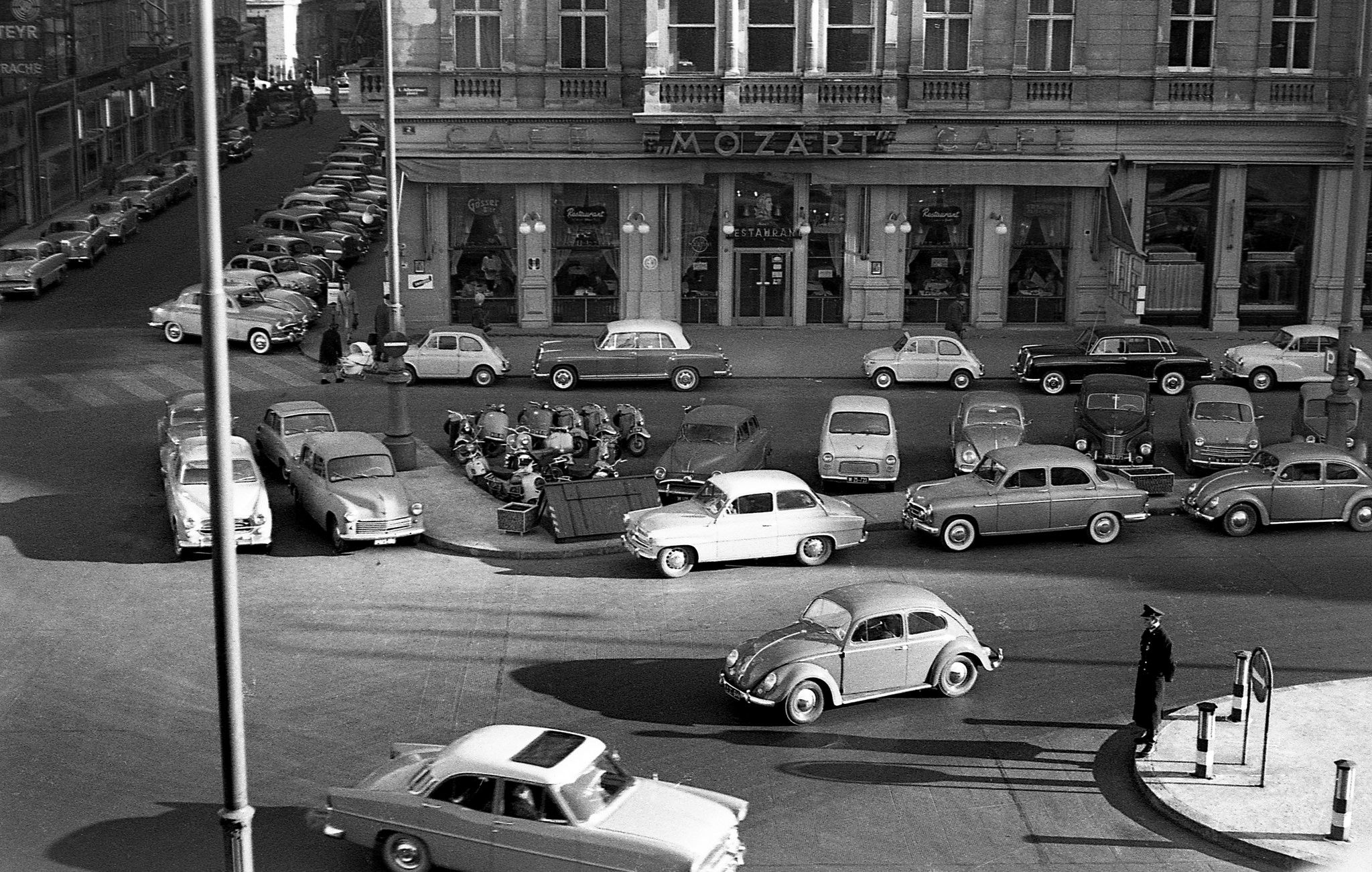 and Intriguing Photos Of PreCold War Vienna 19591960