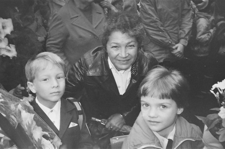 Finding Dmitry The Magical Story Of A Russian Boy's Photos Flashbak(025)