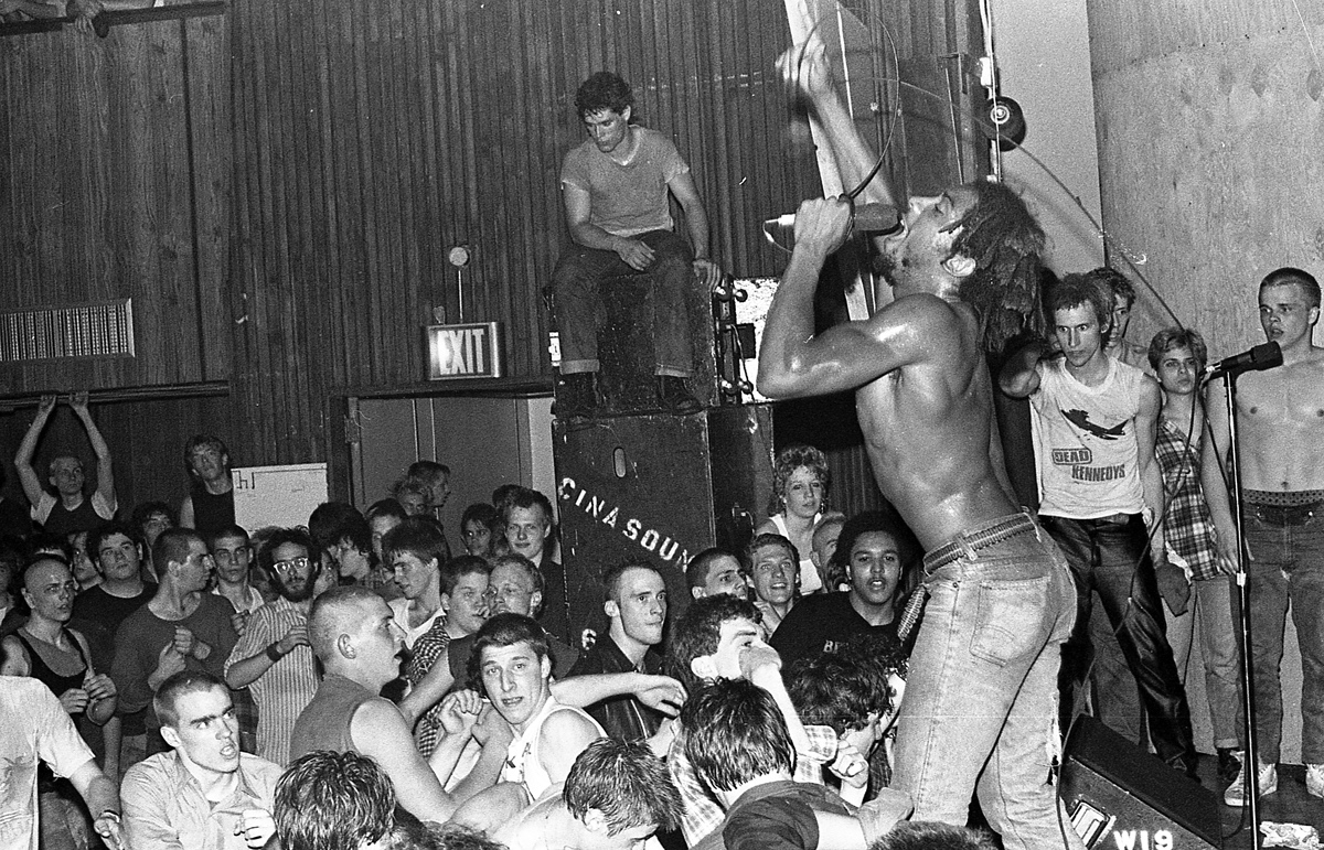New York's Lower East Side Punk Scene In Photos From the Early 1980s