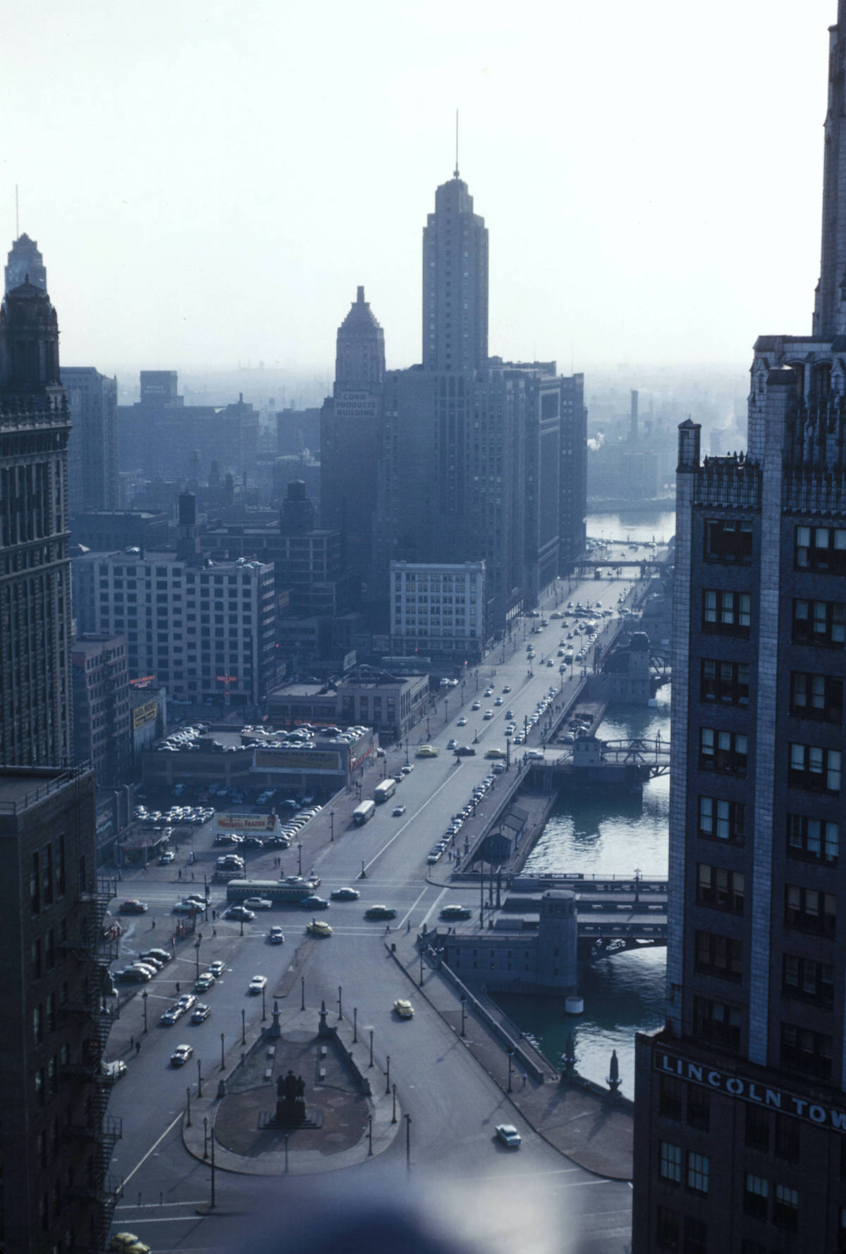 Wacker Drive from 333 N. Michigan Ave., Chicago Flashbak