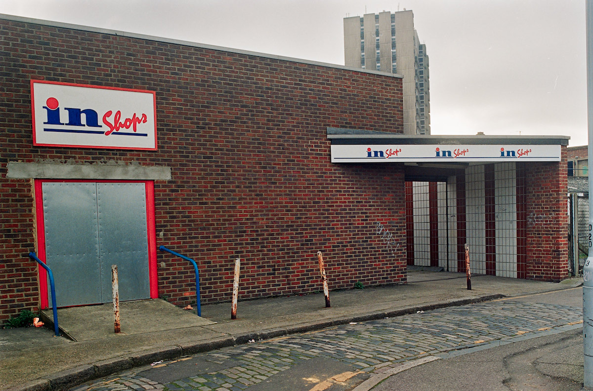 Croydon in shops, 1993 Flashbak