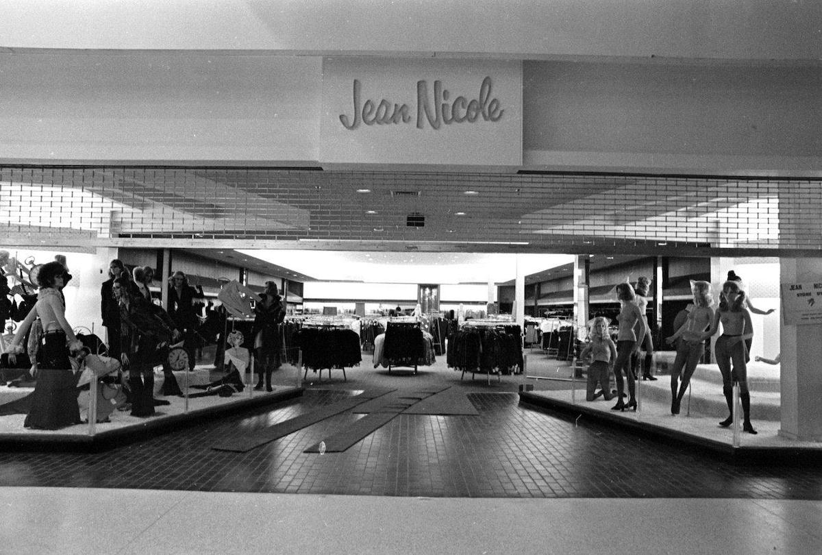 A Tour of The Westwood Mall, Michigan, 1972 1984 Flashbak