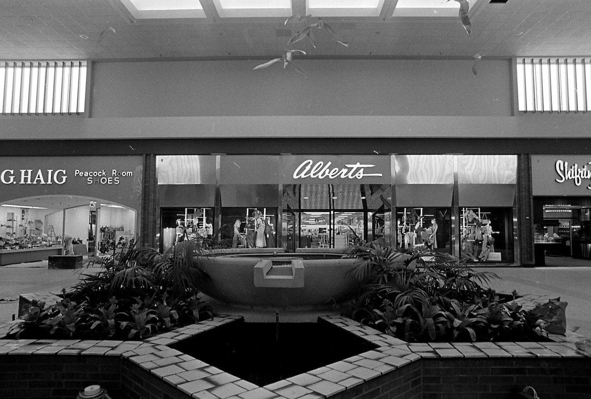 A Tour of The Westwood Mall, Michigan, 1972 1984 Flashbak