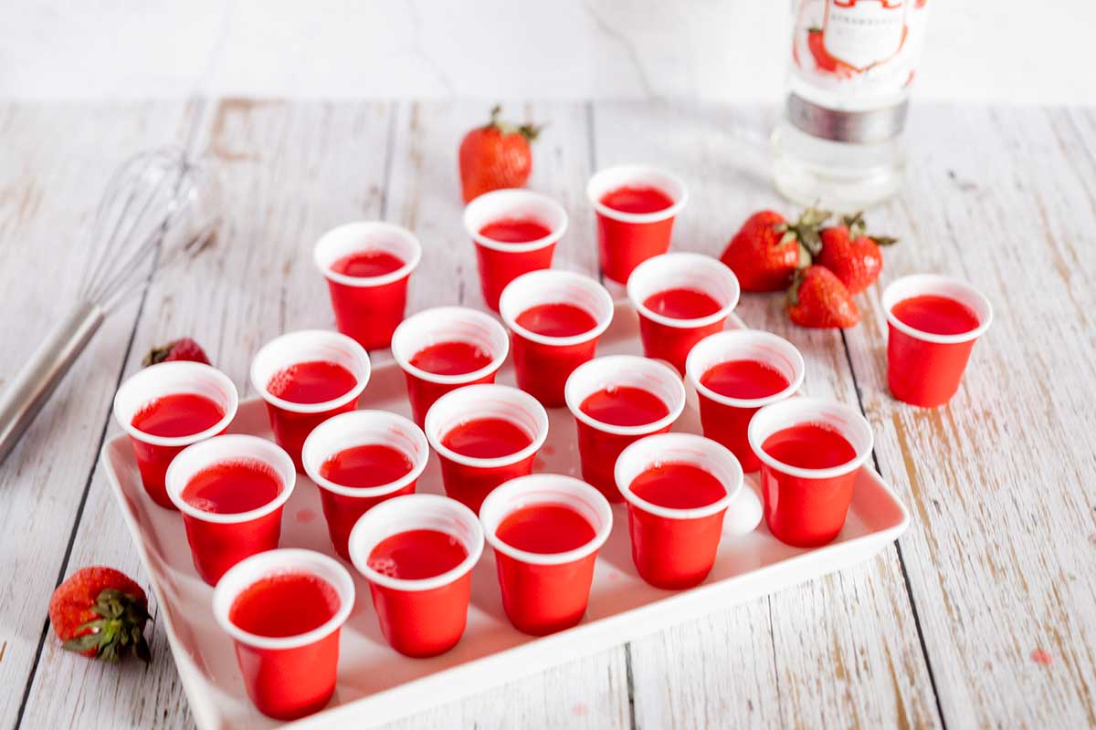 The Best Strawberry Jello Shots Flash in the Pans
