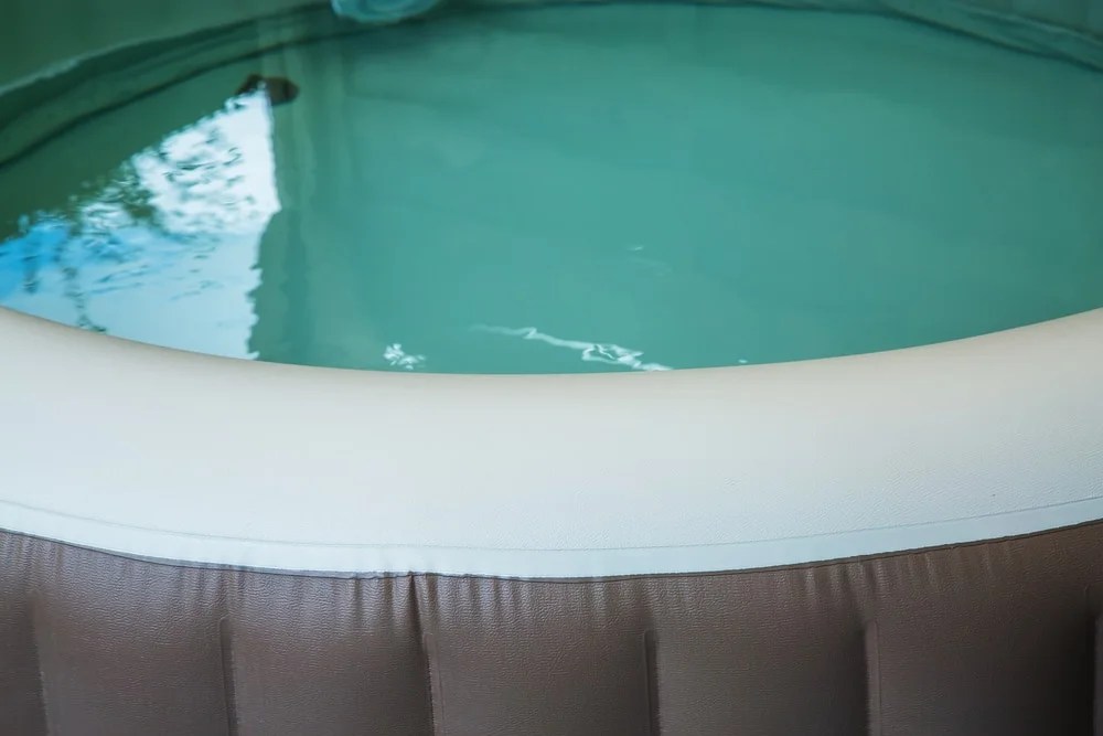 How to Insulate an Inflatable Hot Tub to Increase Its Lifespan Flashy