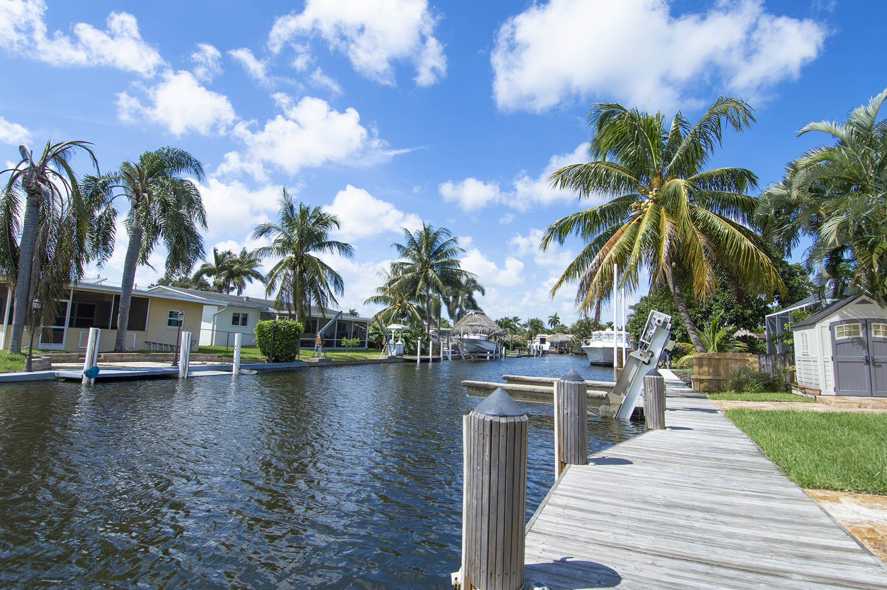 947 Nautilus Isle, Dania Beach, FL 33004 MLS A10941063 Flat Fee