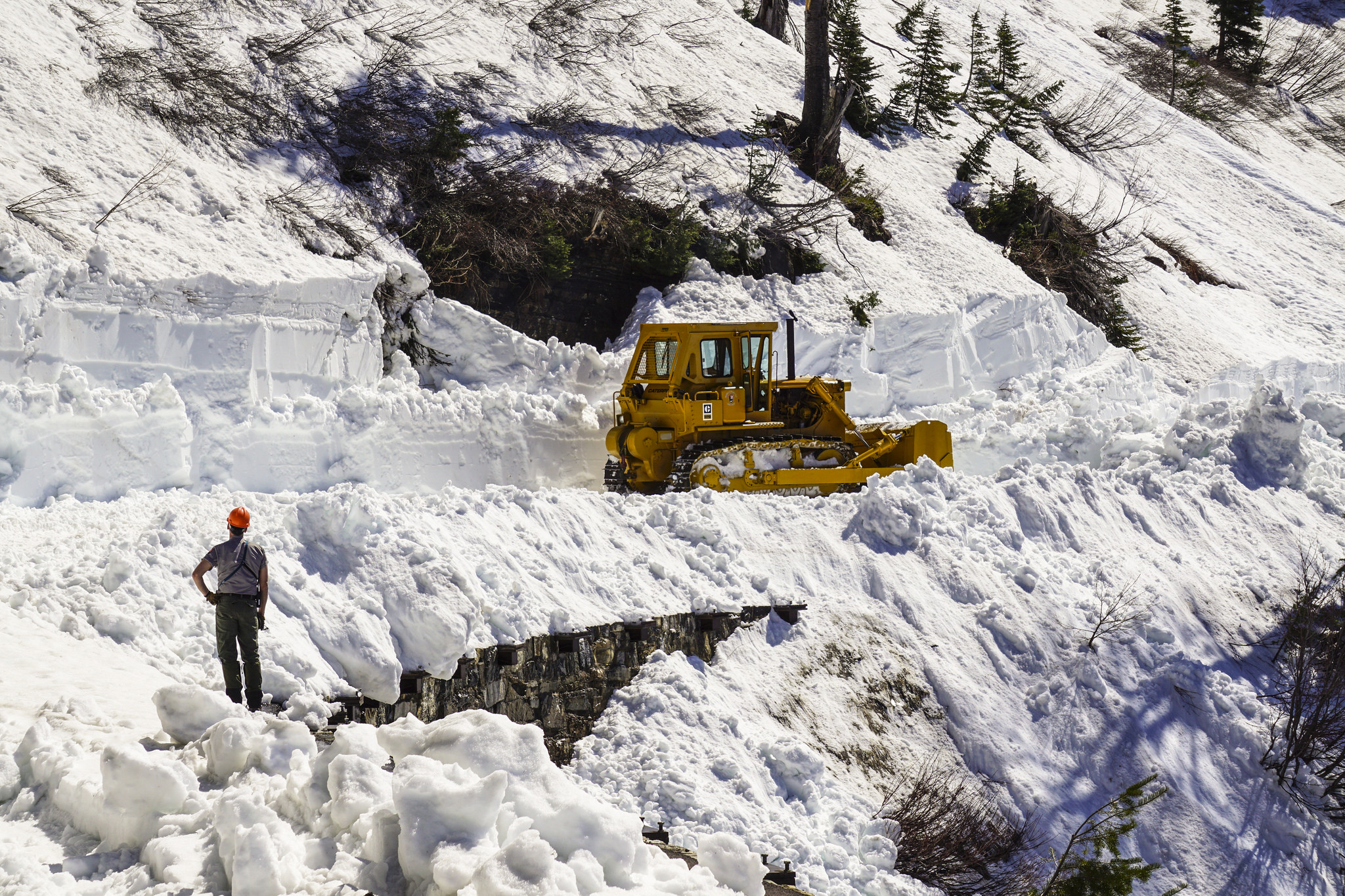 Glacier Park Plows Start up on East Side Flathead Beacon