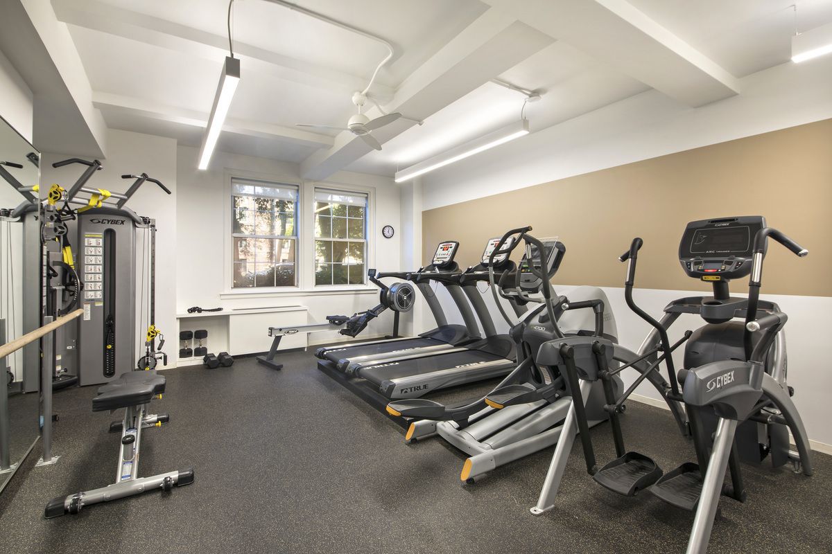 Gym Flat Iron Real Estate