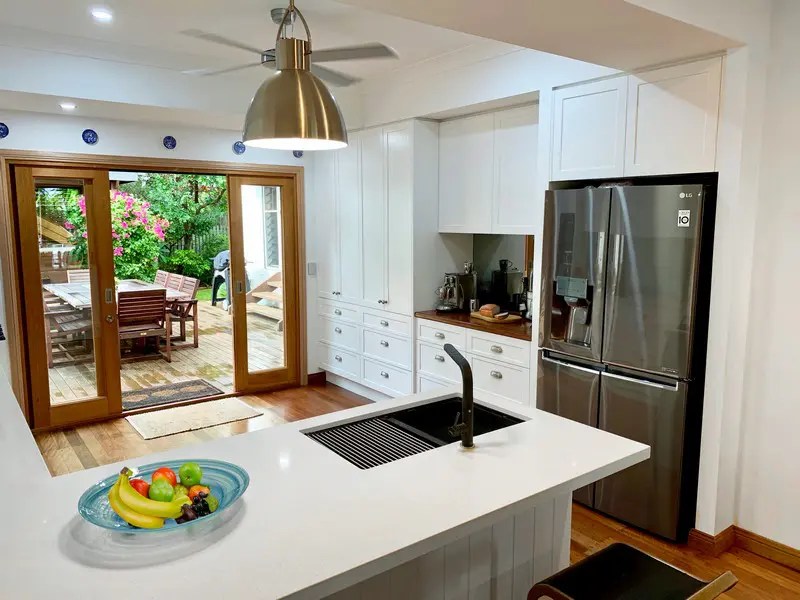 Flatpack kitchens on a budget and how to decorate them Flat Pack Kitchens