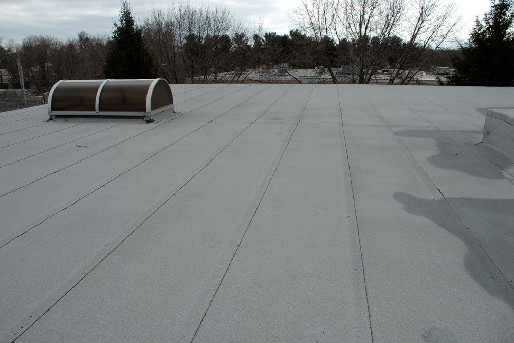 Roofing Materials, Which is Best for Flat Roofs? Pros/Cons Roofing Membranes