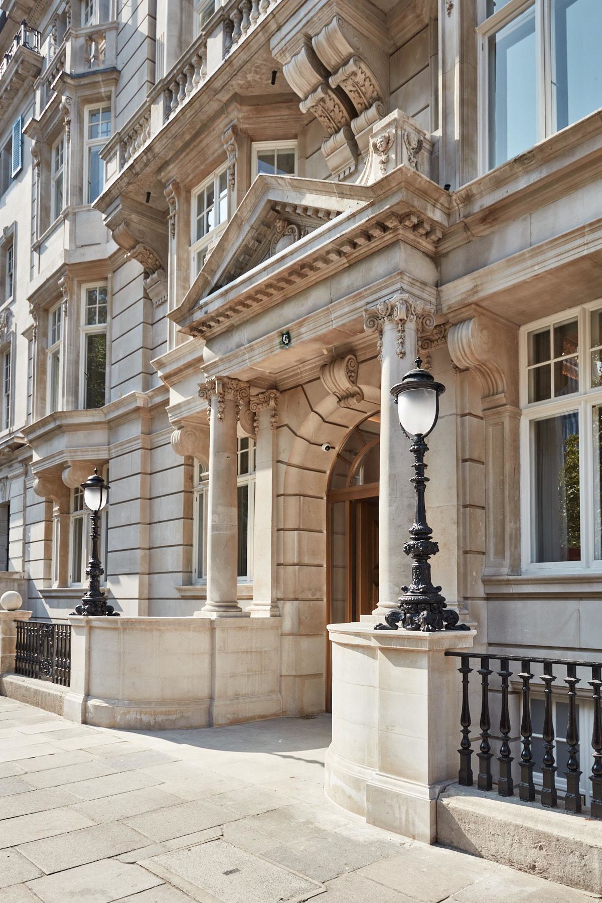 Harcourt House, 19 Cavendish Square FLATT