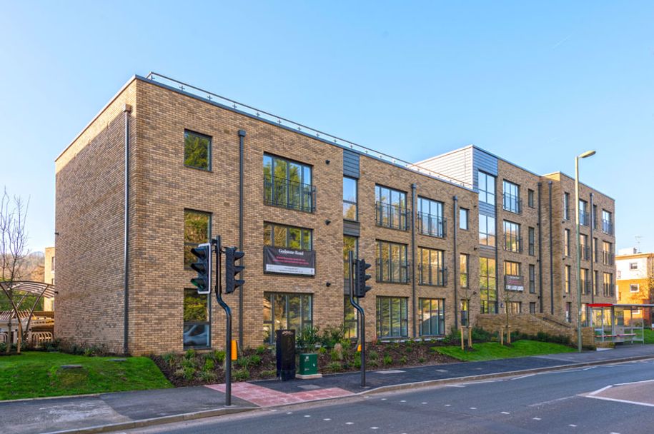 Godstone Road, Whyteleafe FLATT