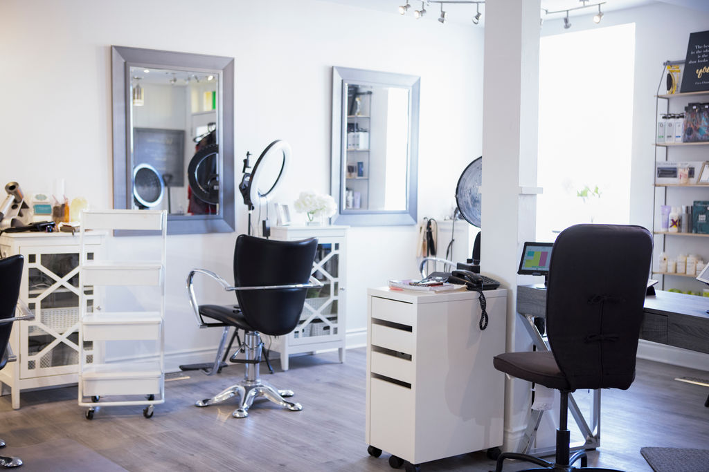 Join the Team Flaunt Salon Orangeville, ON