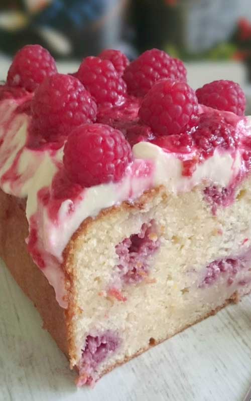 Raspberry & Cream Cheese Bread Flavorite