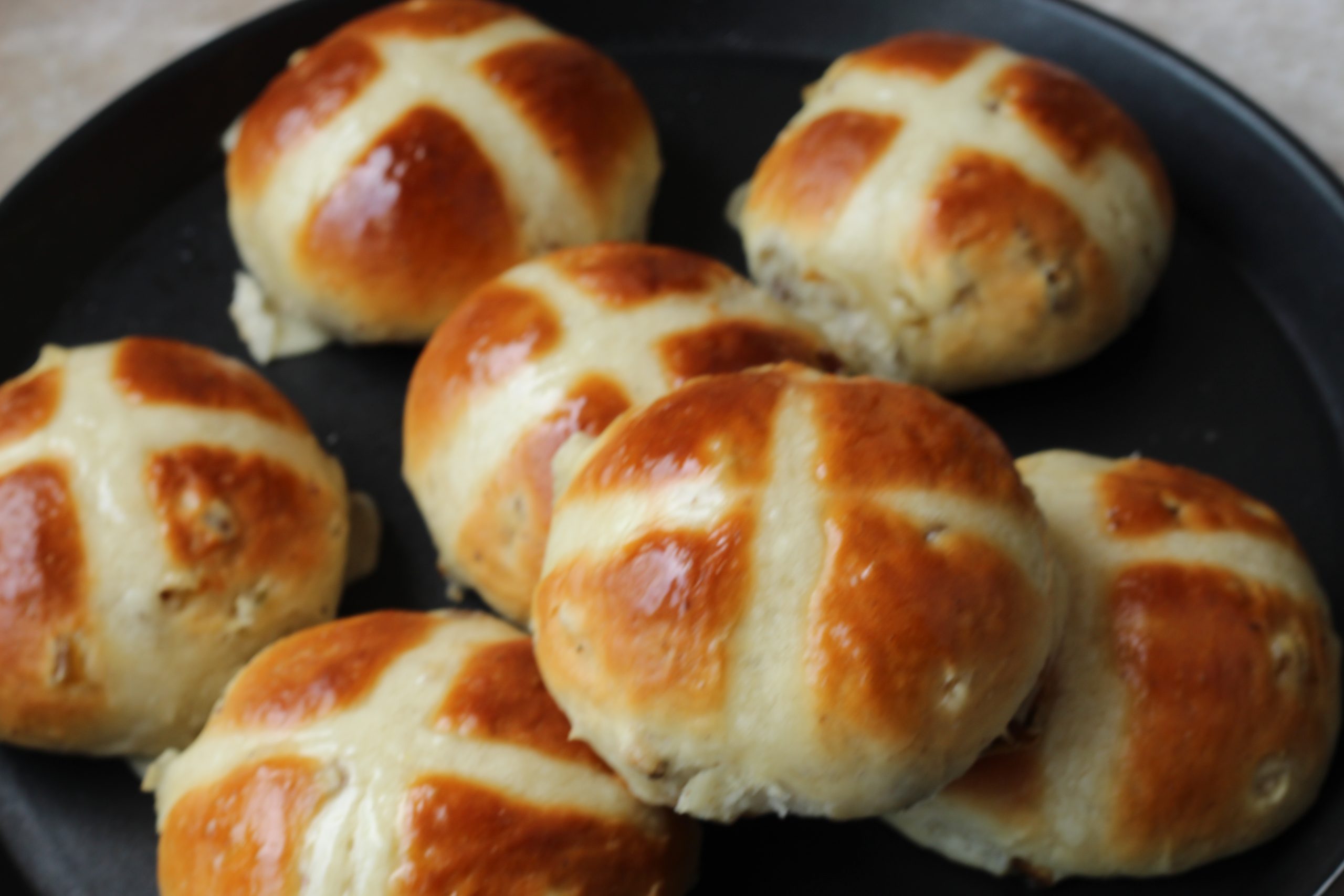 Hot Cross Buns Recipe (easy) How to make Hot Cross Buns at Home