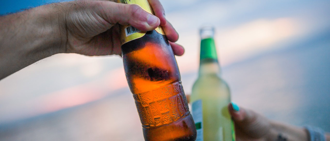 Alcohol causes eczema true or false?