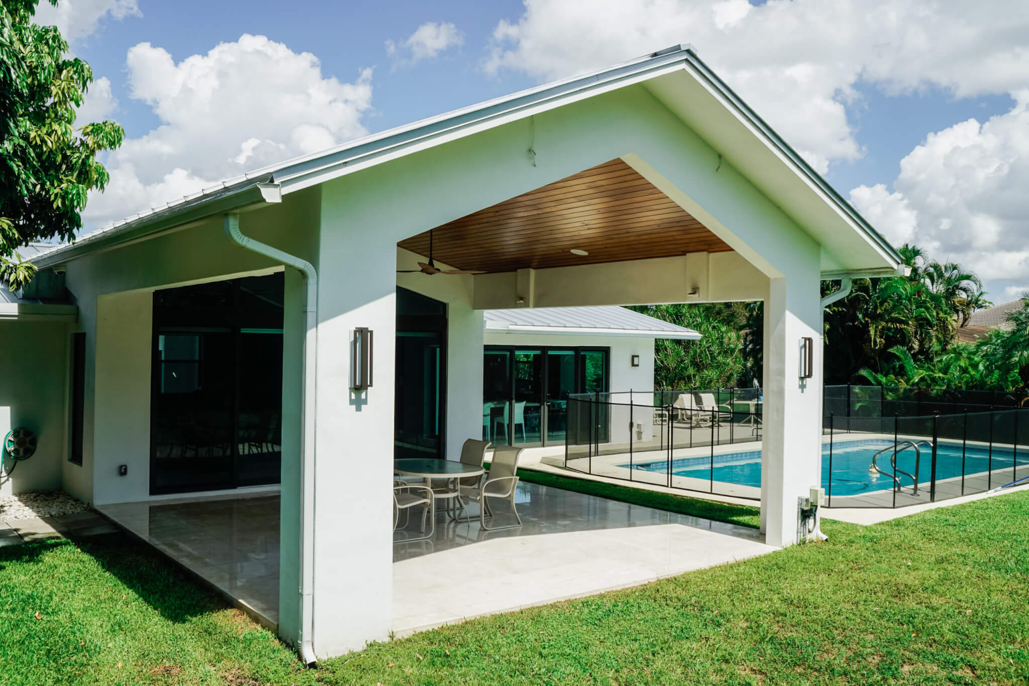 DAVIE HOUSE RENOVATION Schachne