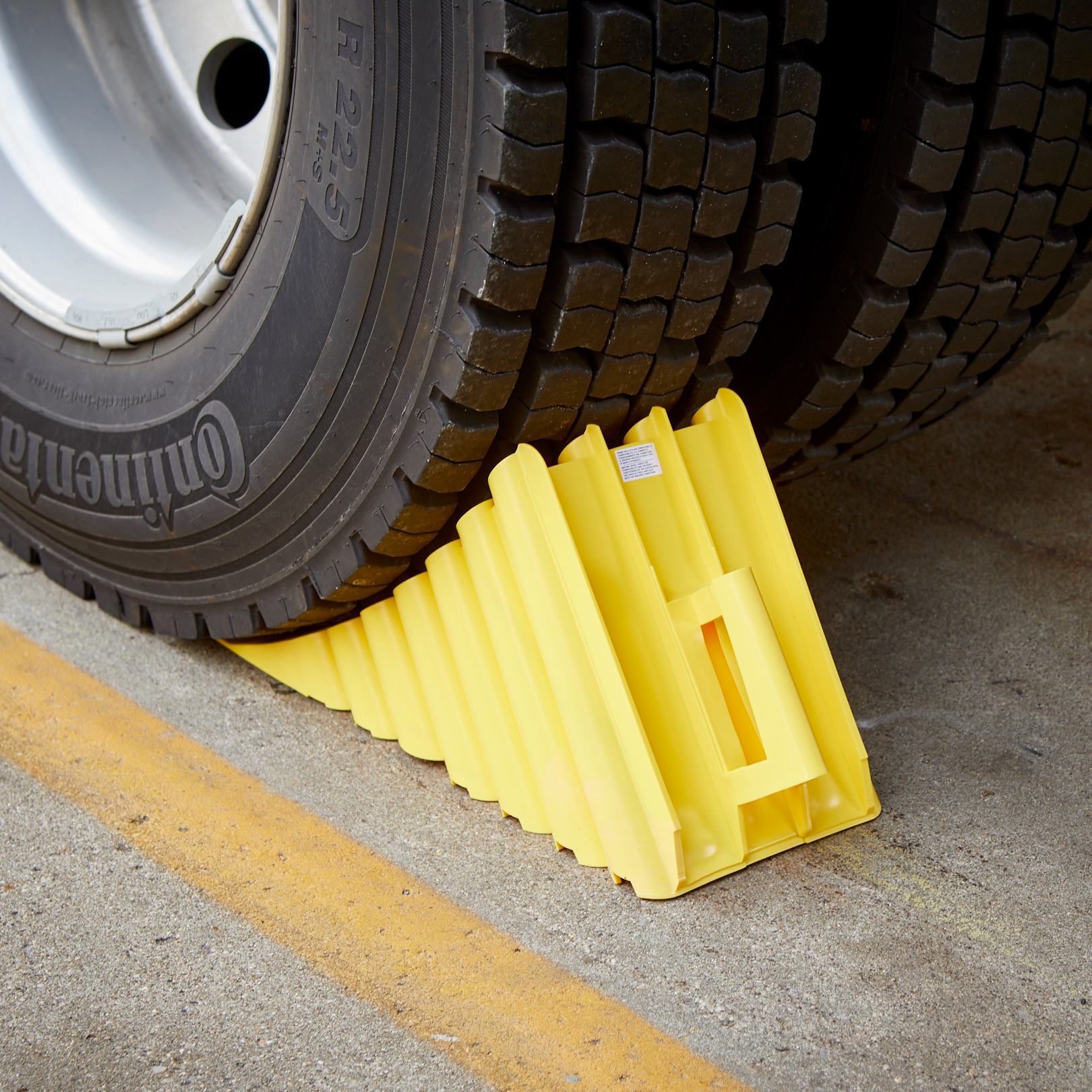 Plastic Wheel Chock Fleet Engineers
