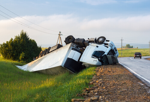 Attorneys for Accidents Caused by Trucks Losing Loads in Houston, TX