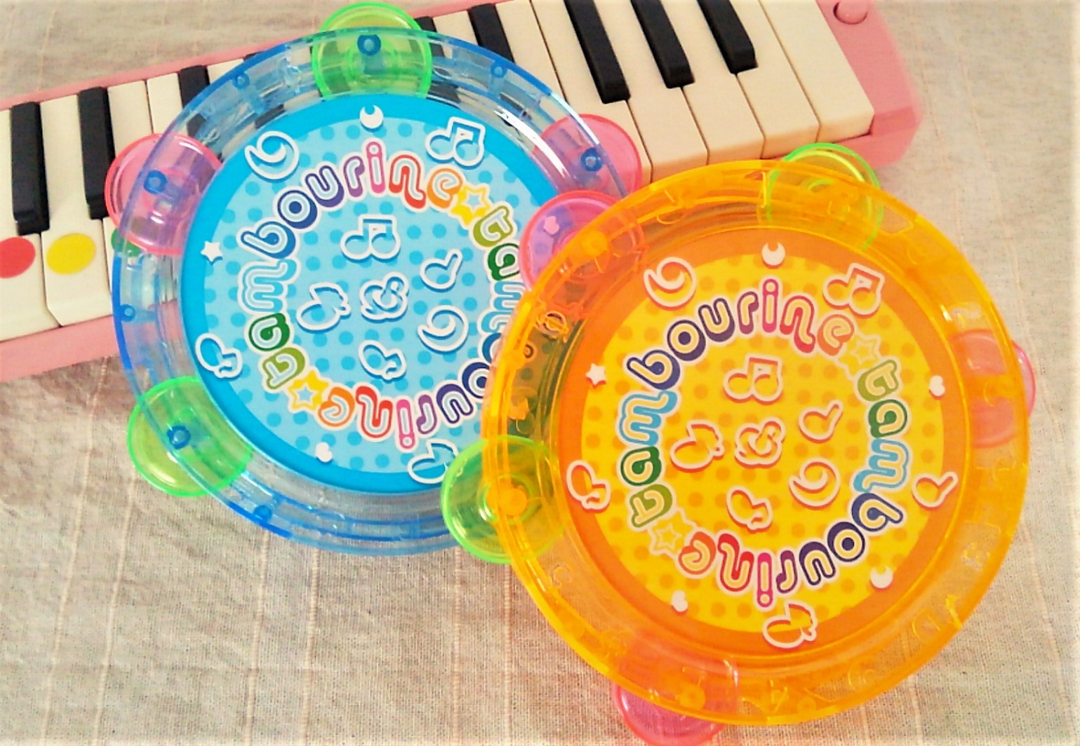 芸術の秋、100均の"おもちゃ楽器"で子どもと一緒にプチ音楽会♪ 100円ショップ FLET'S（フレッツ）・百圓領事館