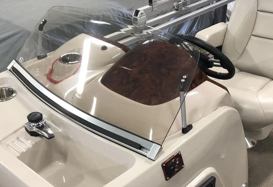 Princecraft VERSAILLE Plexiglass Acrylic Boat Windshield Repair