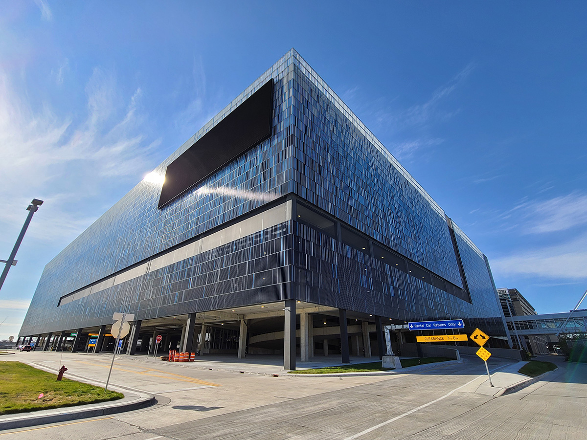MinneapolisSt. Paul International Airport Lindbergh Garage (Terminal
