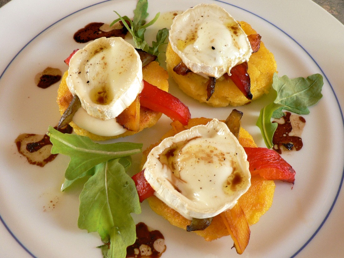Polenta Rounds with warm Goat Cheese Flexitarian Kitchen