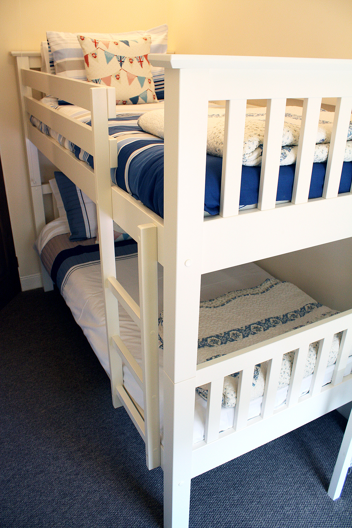 bunkbeds Flint Holiday Cottages