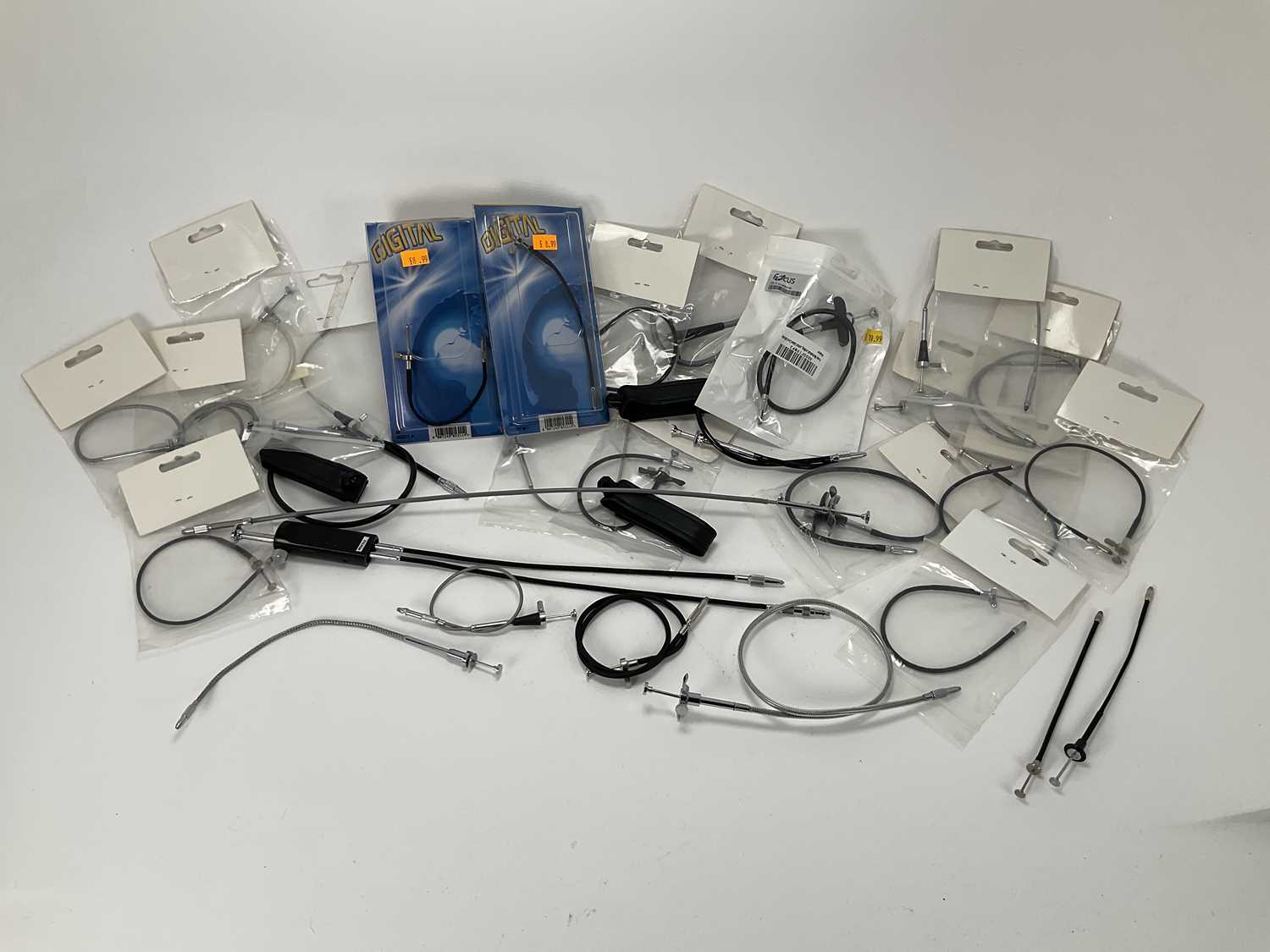 Lot 892 A Good Selection of Cable Shutter Releases,