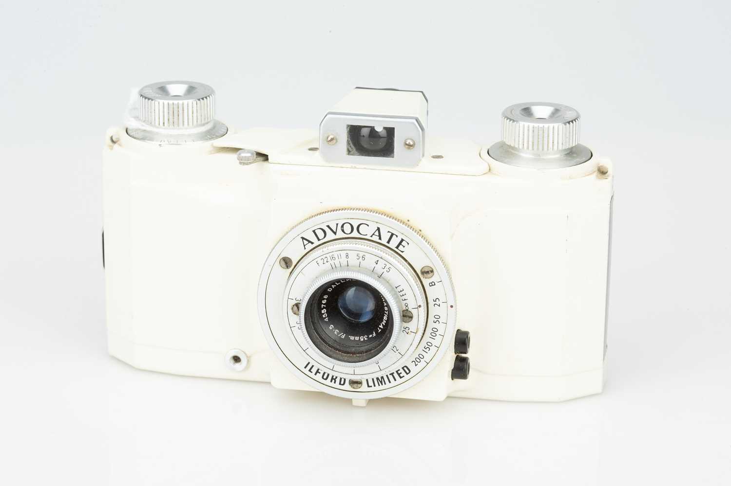 Lot 550 An Ilford Advocate Camera,