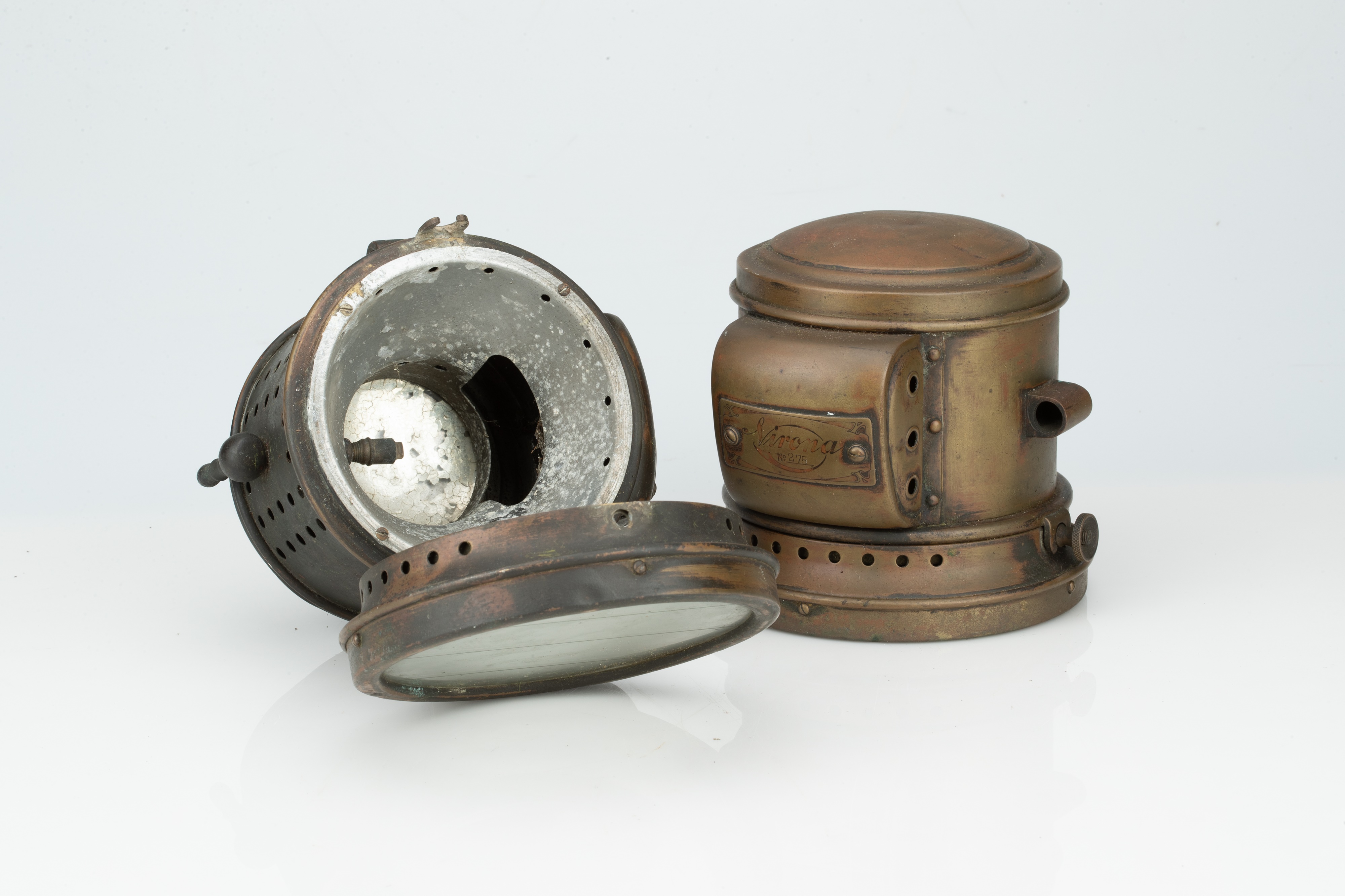 Lot 147 - Vintage Automobile Accessories