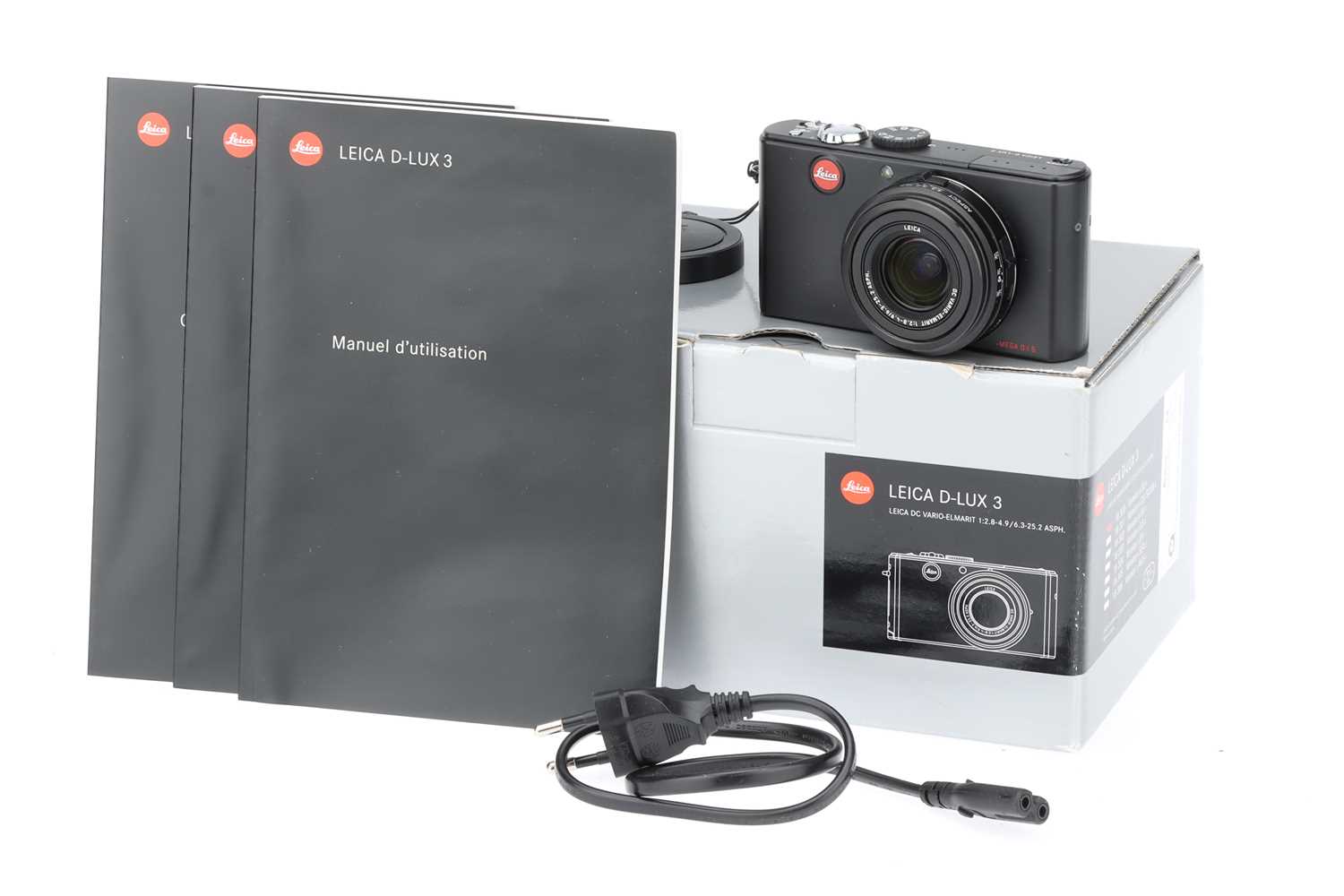 Lot 425 - A Leica D-Lux 3 Digital Compact Camera,