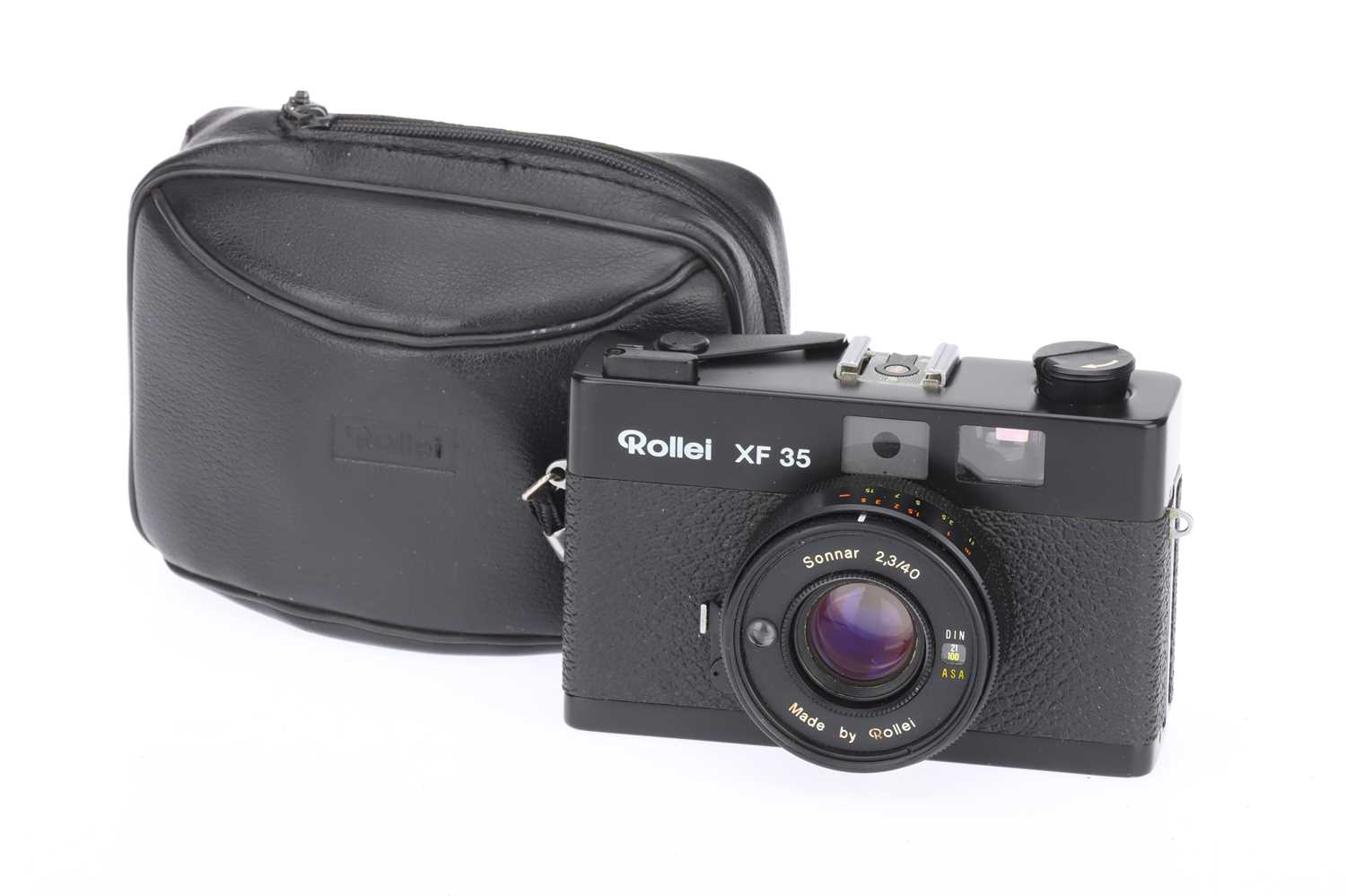 Lot 261 A Rollei XF 35 Compact 35mm Rangefinder