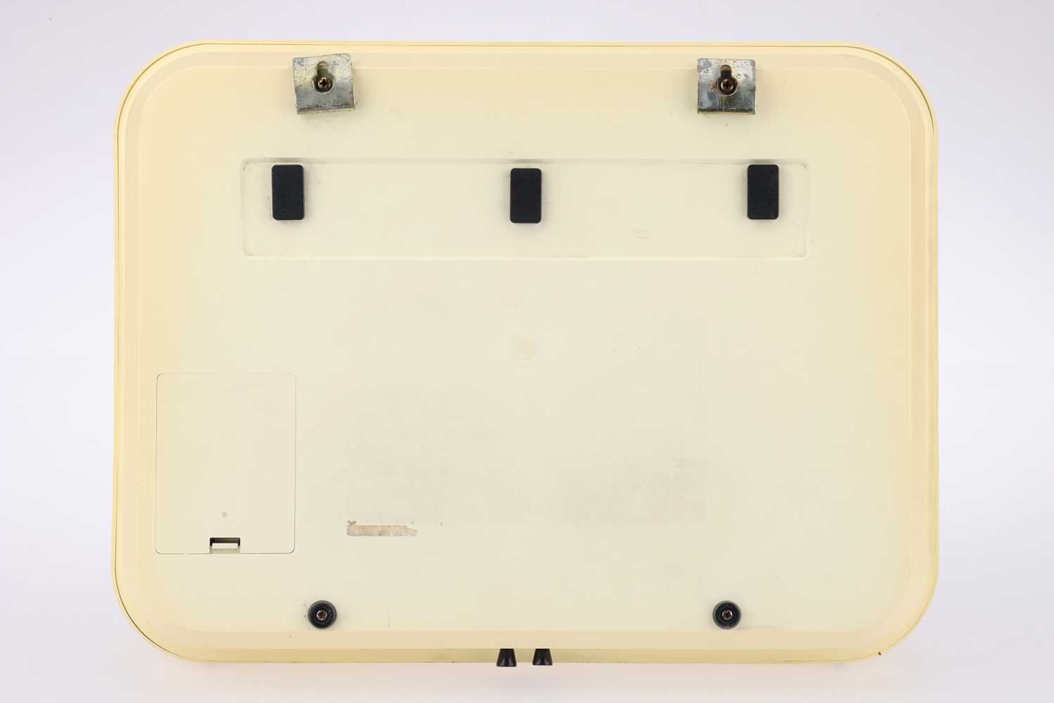 Lot 870 A Grayson Quartz Flip Pannel Electric Clock,