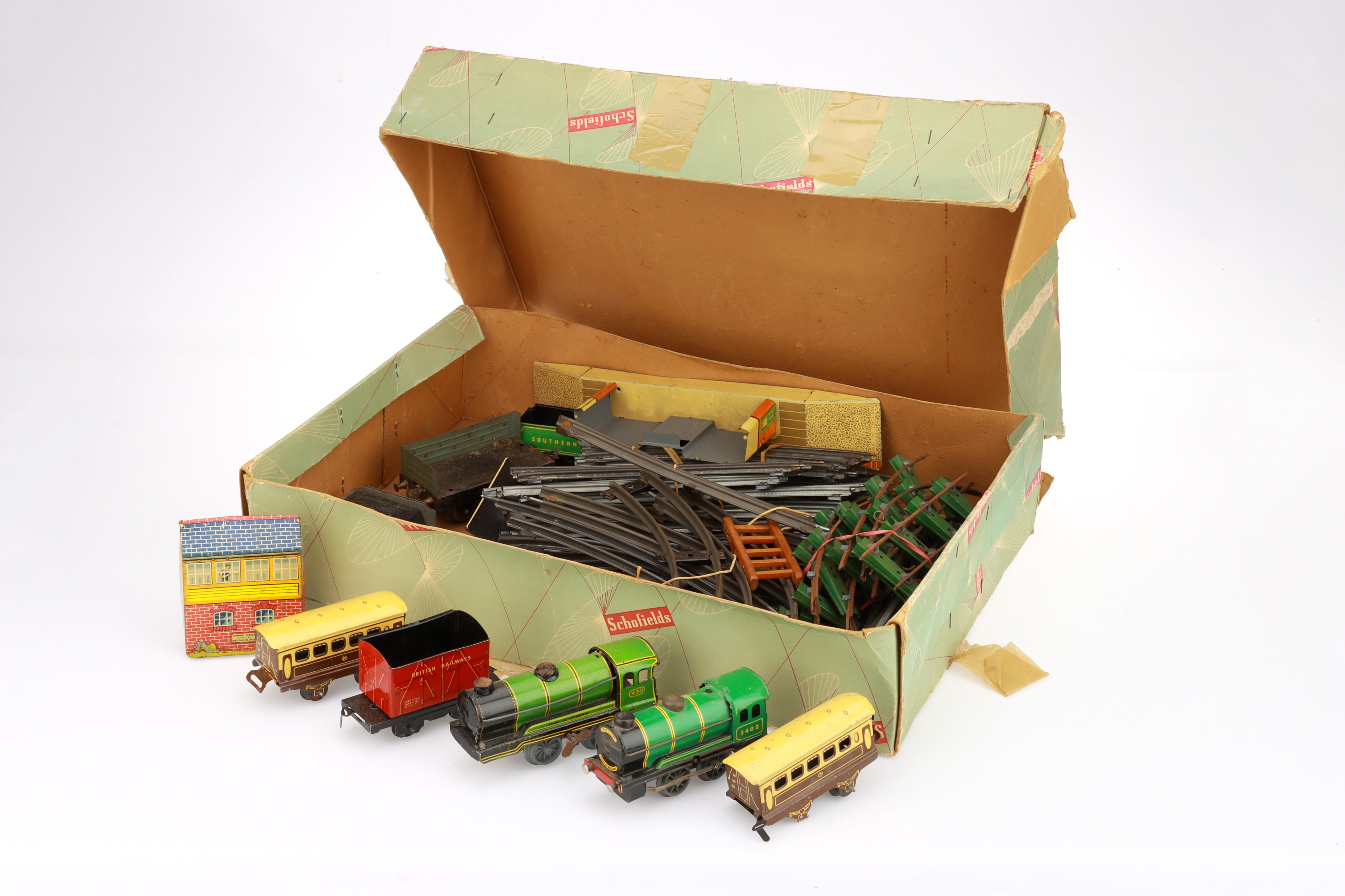 Lot 500 Clockwork Chad Valley Train Set