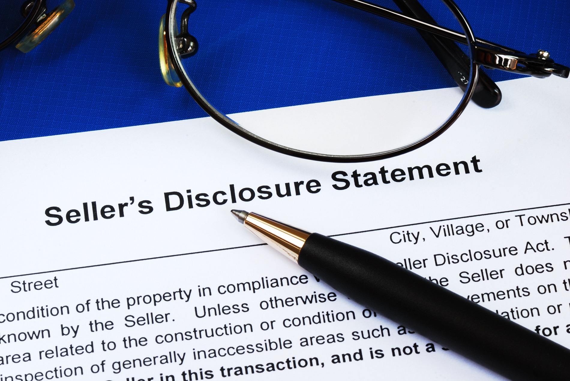 What Do You Have to Disclose When Selling a House? FlipSplit