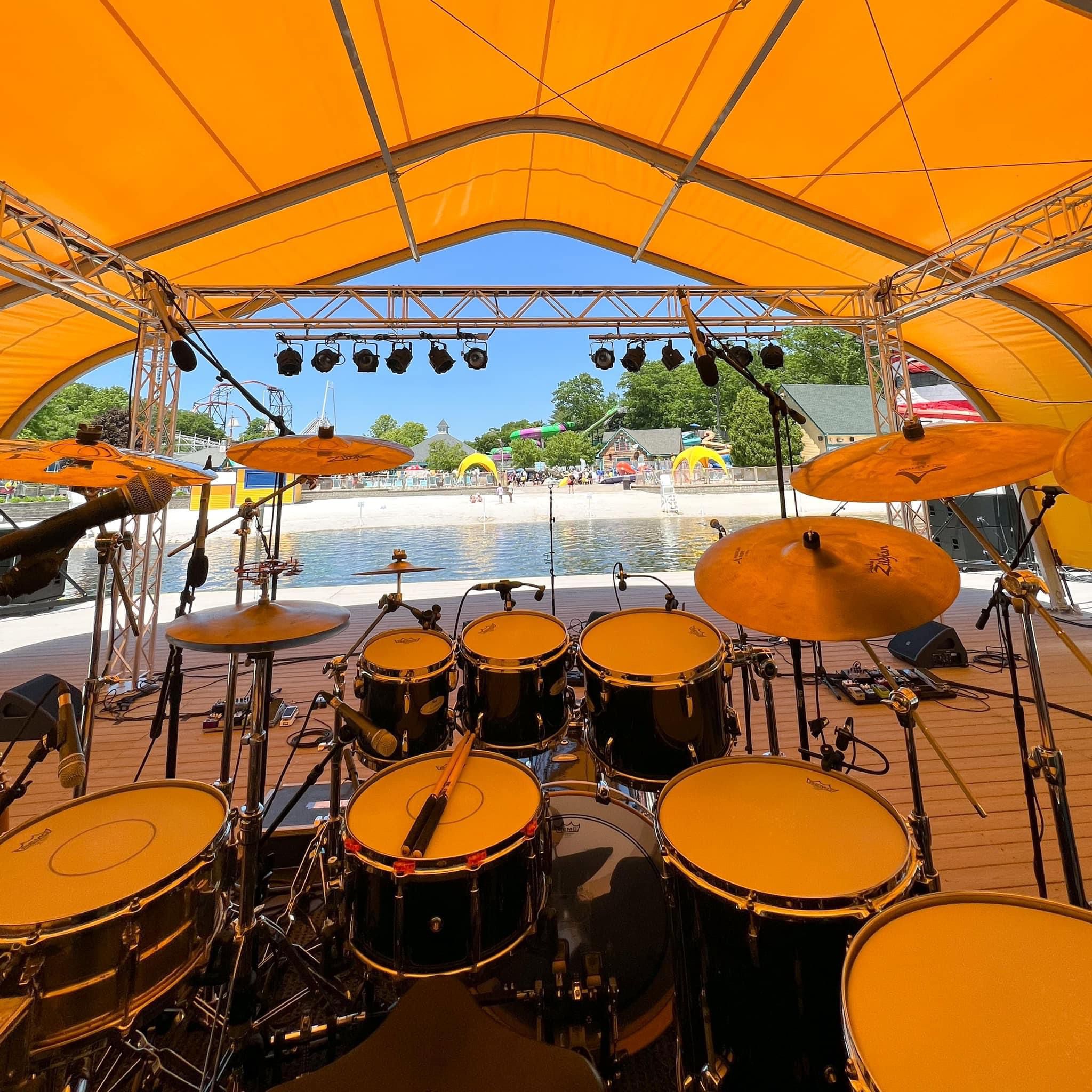 How Valuable is a Floating Outdoor Entertainment Program for a